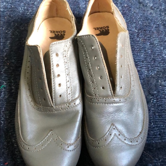 Sorel Shoes - Half off Sorel Derby Oxford silver shoes.No laces
